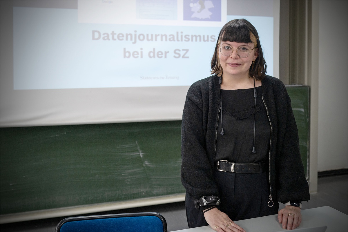 Studierende lernen von der Praxis