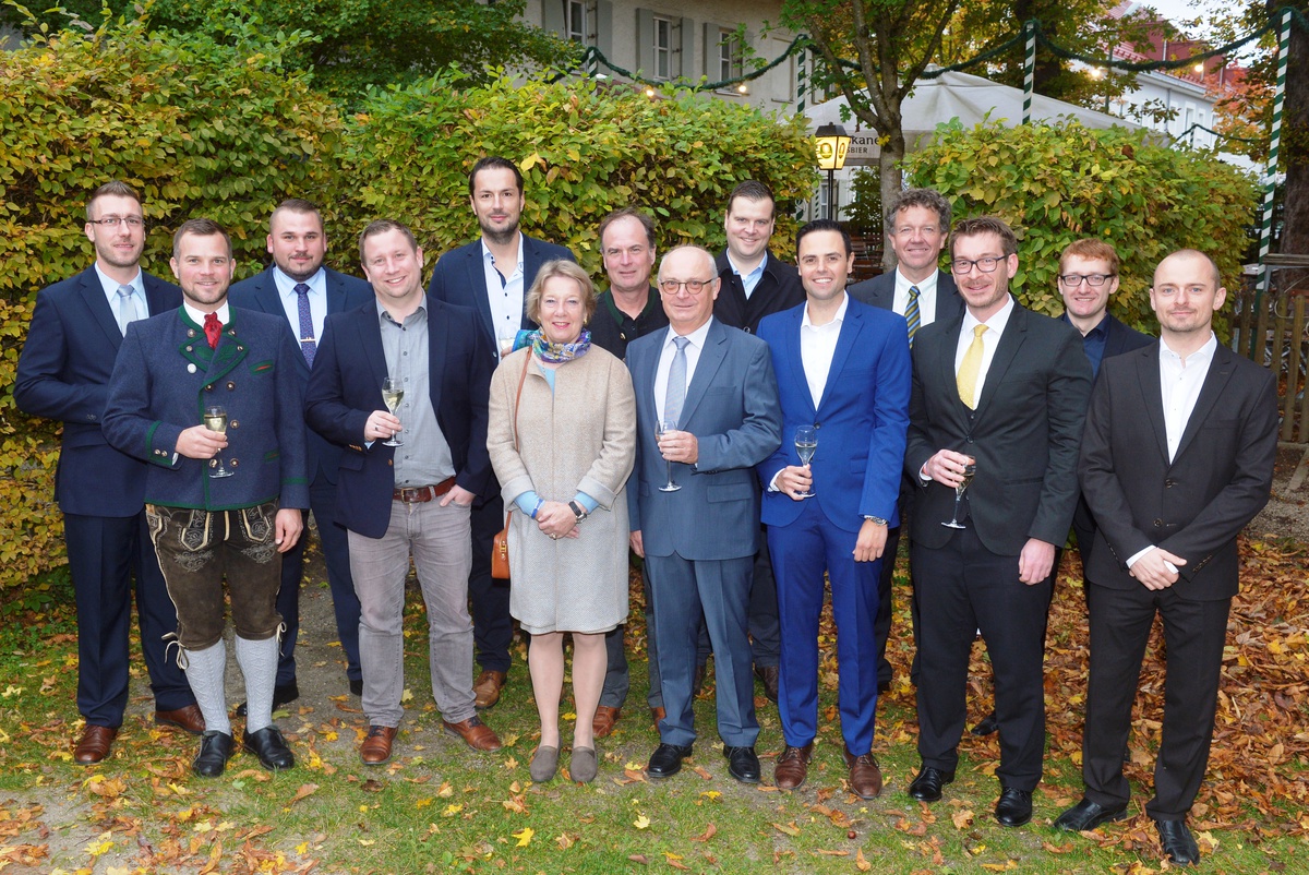 Erste Bachelorfeier im Studiengang Wirtschaftsingenieurwesen