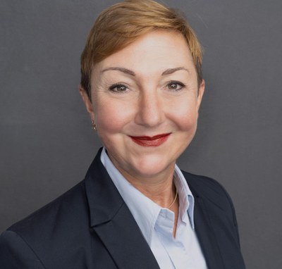 Dr. Nicol Matzner-Vogel