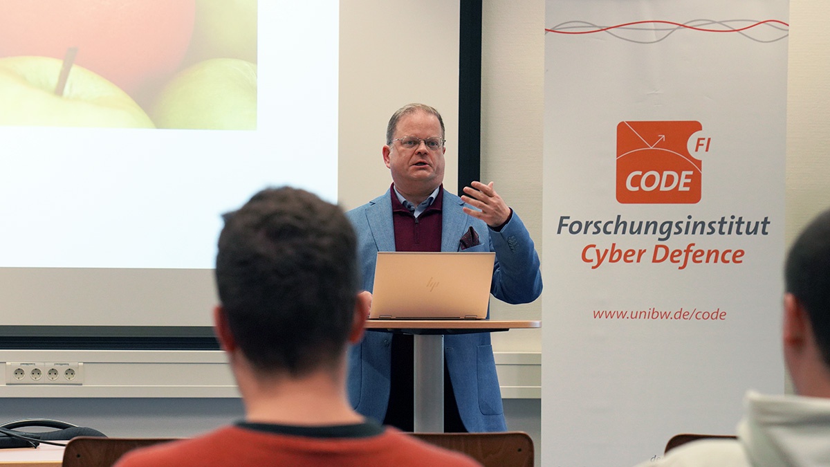CODE-Kolloquium mit Professor Zimek