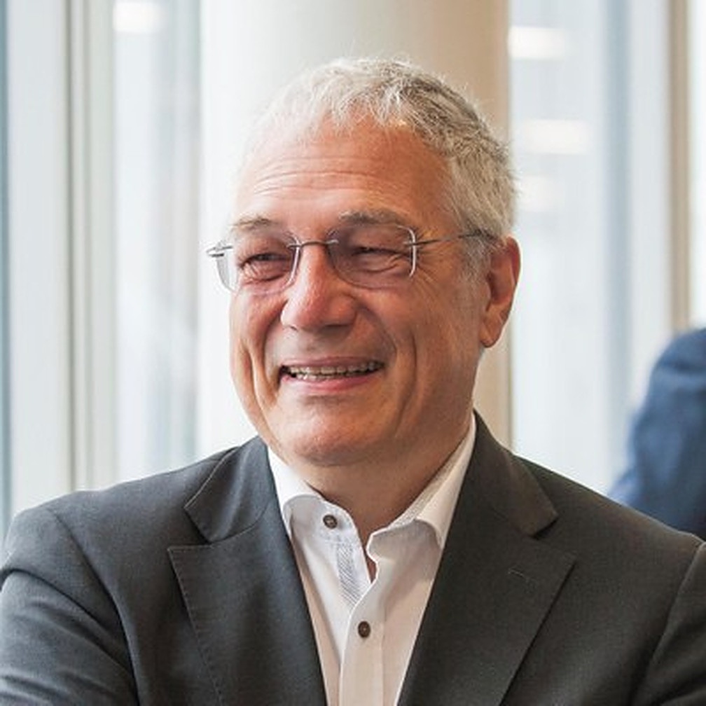 Udo Helmbrecht zum Technischen Direktor ernannt