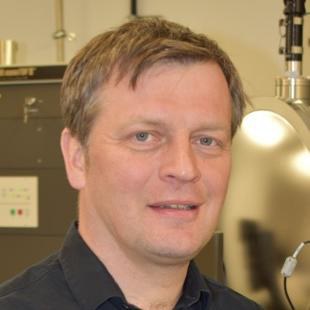 Univ.-Prof. Dr. rer. nat. Georg Düsberg