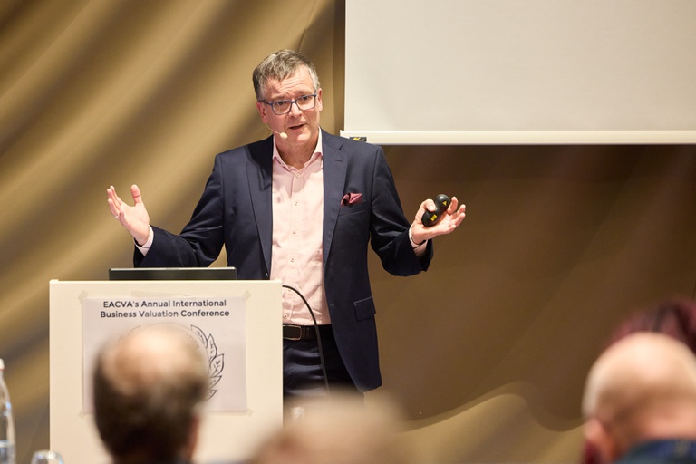 Prof. Dr. Andreas Schüler auf der 18. EACVA-Bewerterkonferenz in München
