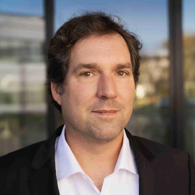 Prof. Dr. Dominic Busch