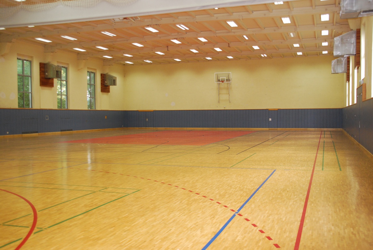 Schließung der Hallen 1 und 2 wegen Prüfungen