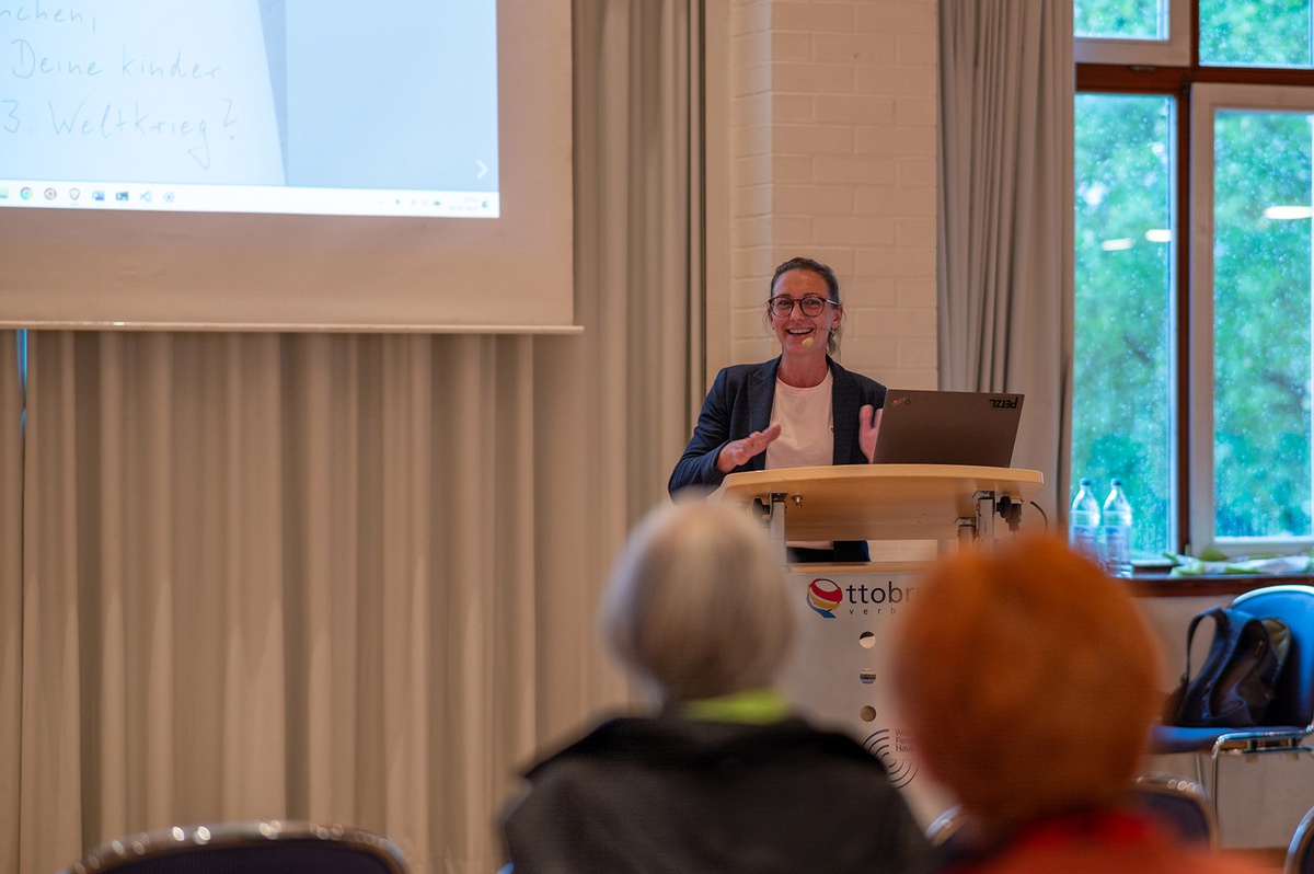 Wie Hass und Desinformation die Demokratie beschädigen