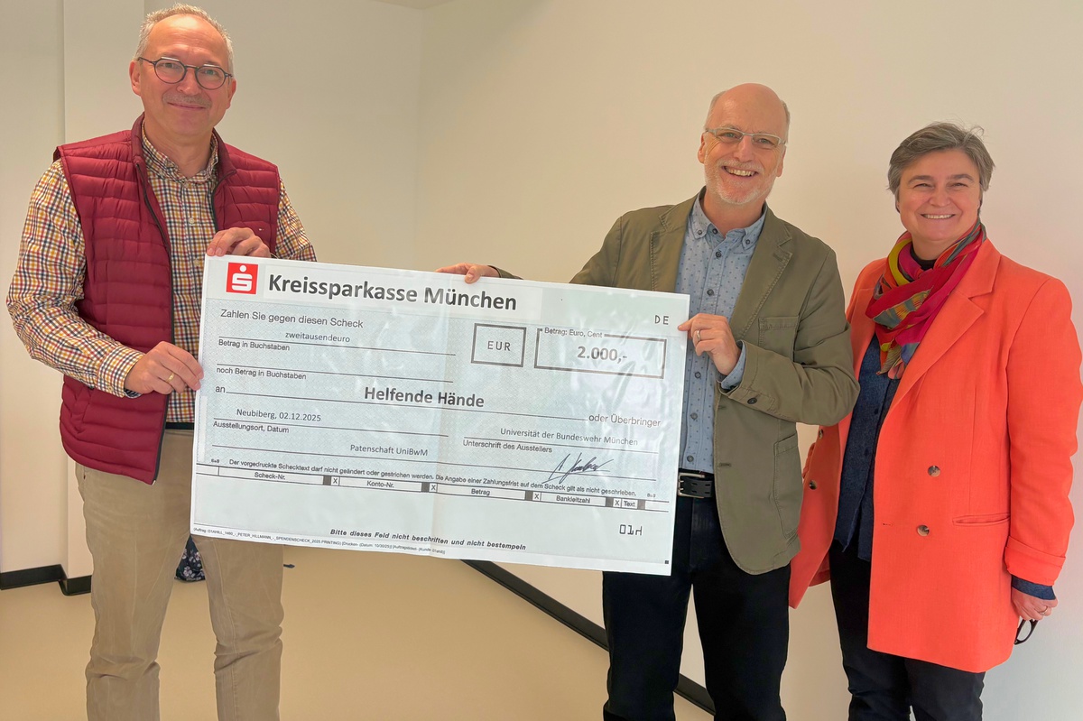 Spenden-Scheckübergabe bei den Helfenden Händen e.V.