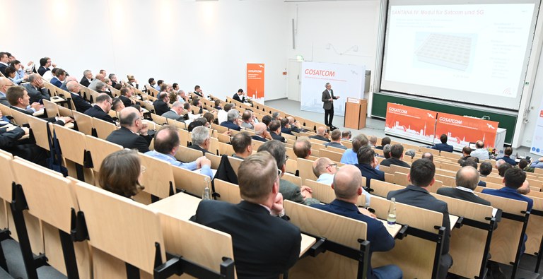 17.09.19_GOSATCOM19_Voller Hörsaal bei der GOSATCOM 2019.jpg
