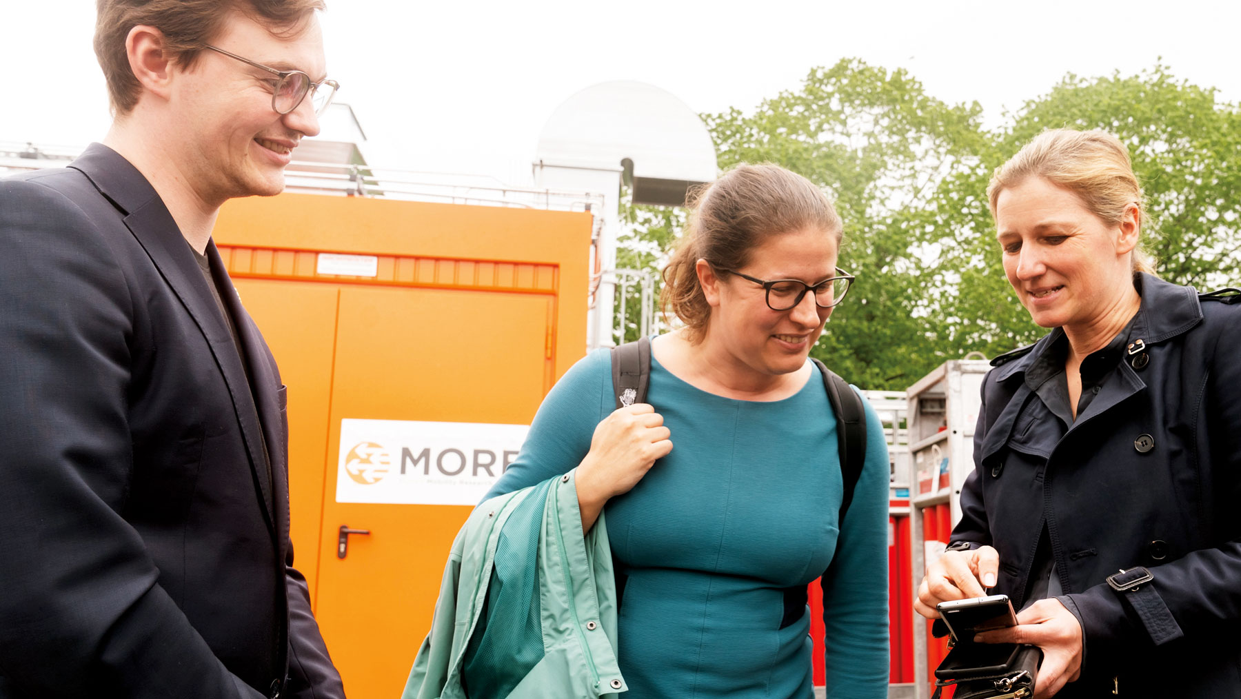 unibw-m-aktuell_news_abgeordnetenbesuch_more-app.jpg