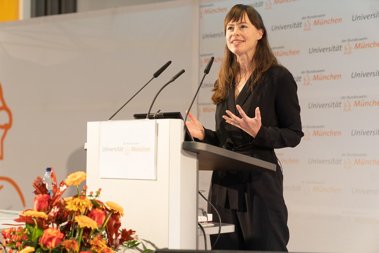 unibw-m_dies academicus_prof hedwig richter.jpg