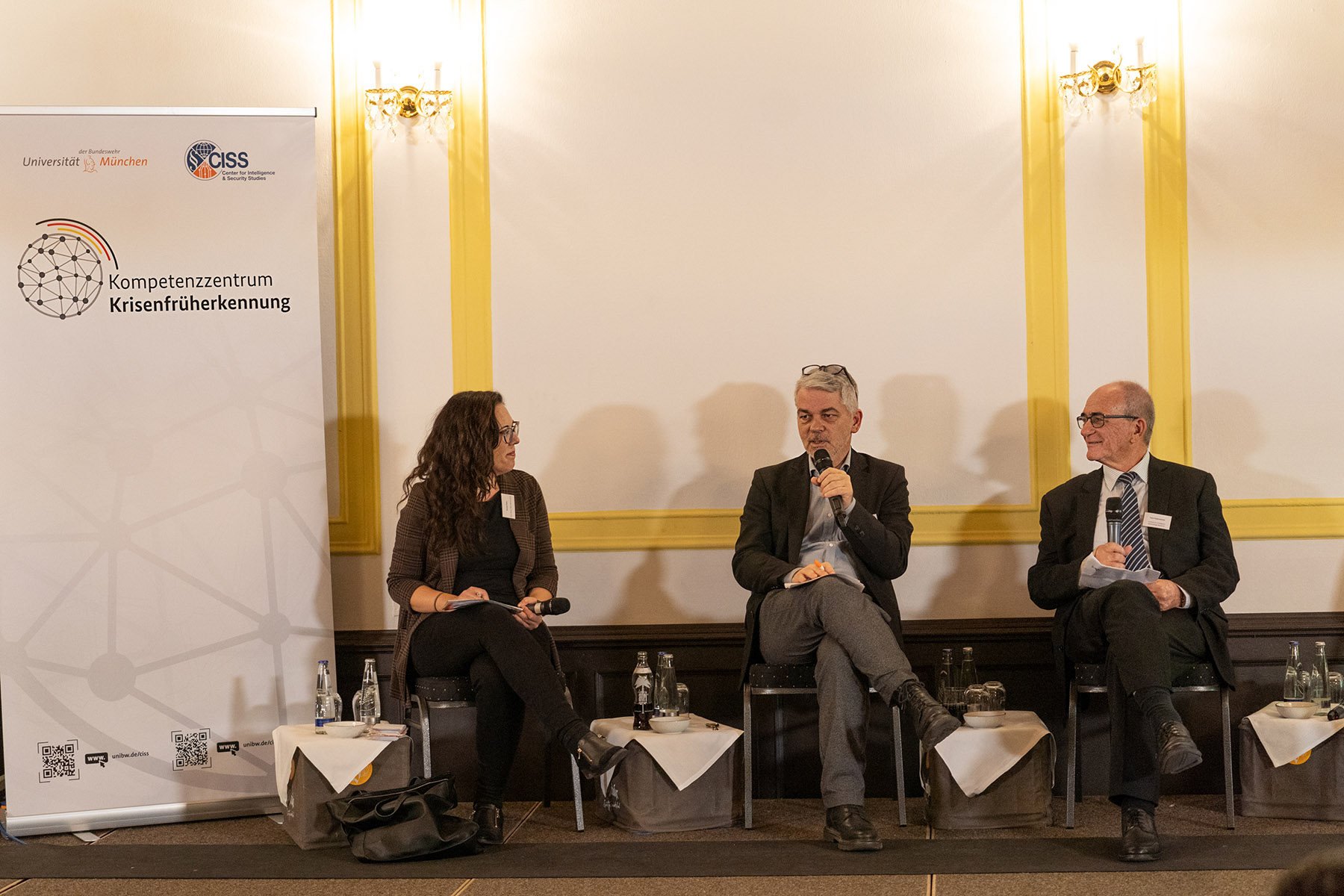 unibwm_aktuelles_symposium kompz kfe_podiumsdiskussion.jpg