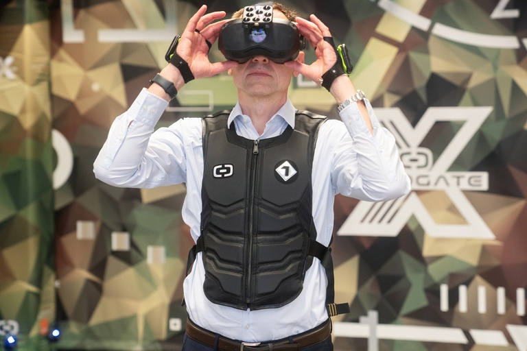 unibwm_news_kaisers_vr-brille.jpg