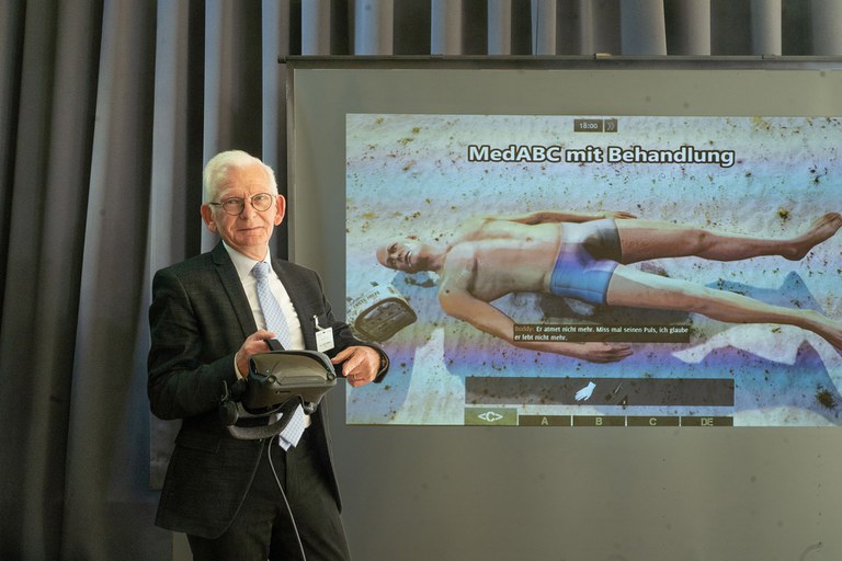 unibwm_news_santrain_prof. axel lehmann.jpg