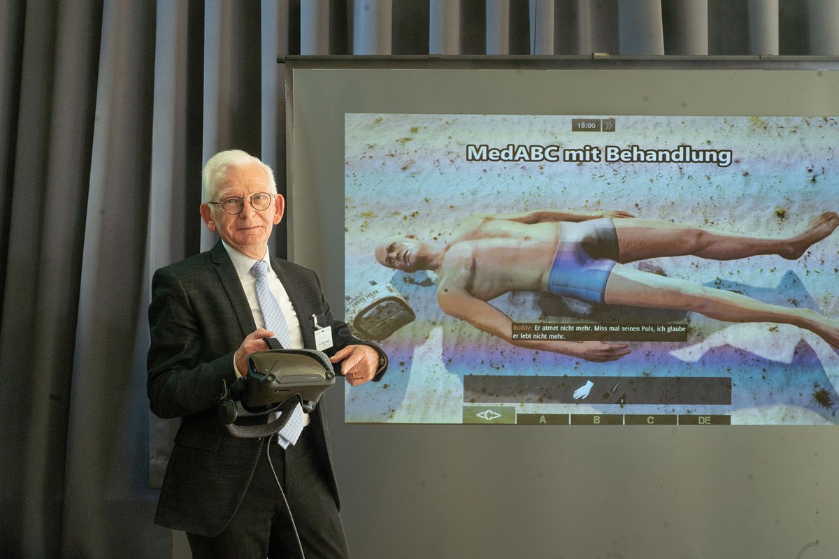 unibwm_news_santrain_prof. axel lehmann.jpg