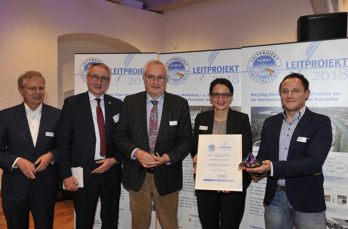 Auszeichnung für Prof. Wolfgang F. Günthert und Team