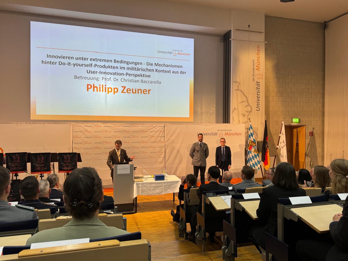Masterand der Professur für Innovationsmanagement erhält Studienpreis der Deutschen Gesellschaft für Wehrtechnik e.V.