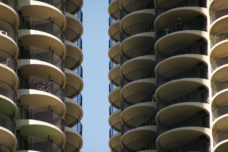 Balkone an Hochhaus