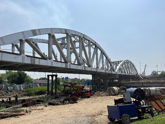 Stahlbogenbrücke.bmp