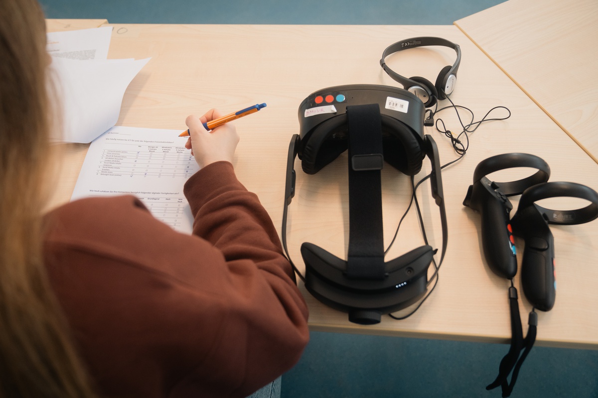 Virtual Reality im Klassenzimmer? Das rollende VR-Labor