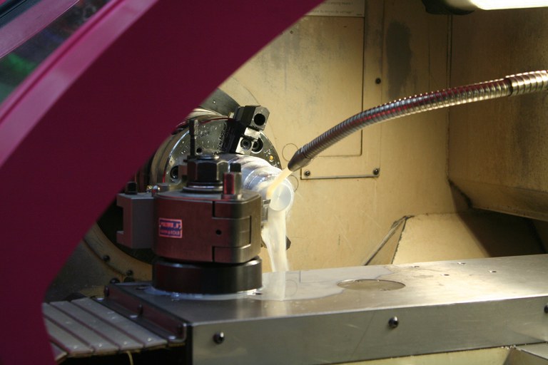 WZL_Drehmaschine.jpg