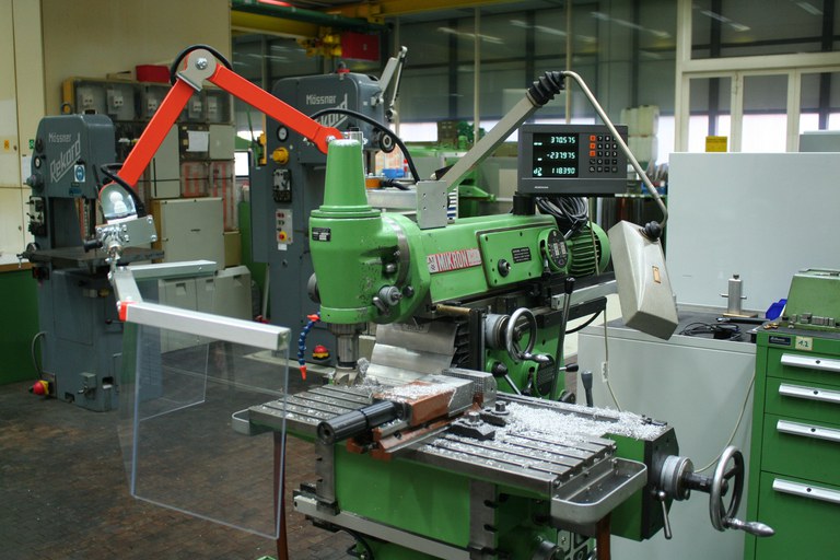 WZL_Fräsmaschine.jpg
