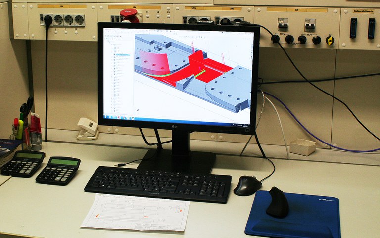 WZL_CAD_Arbeitsplatz_400.jpg