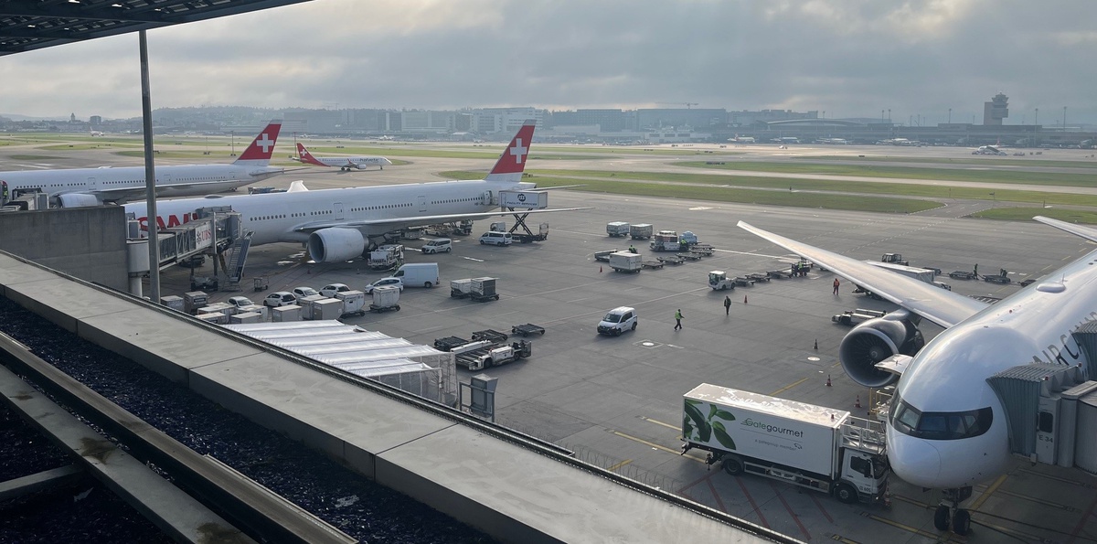 simulation environment for the airport apron