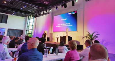 Unter dem Motto „Innovativ & Profitabel - Die Zukunft der Additiven Fertigung“ standen bei der 21. rapid.tech 3D in Erfurt vom 13. bis zum 15. Mai 2025 praxistaugliche Anwendungen, innovative Technologien und zukunftsweisende AM-Trends im Mittelpunkt.