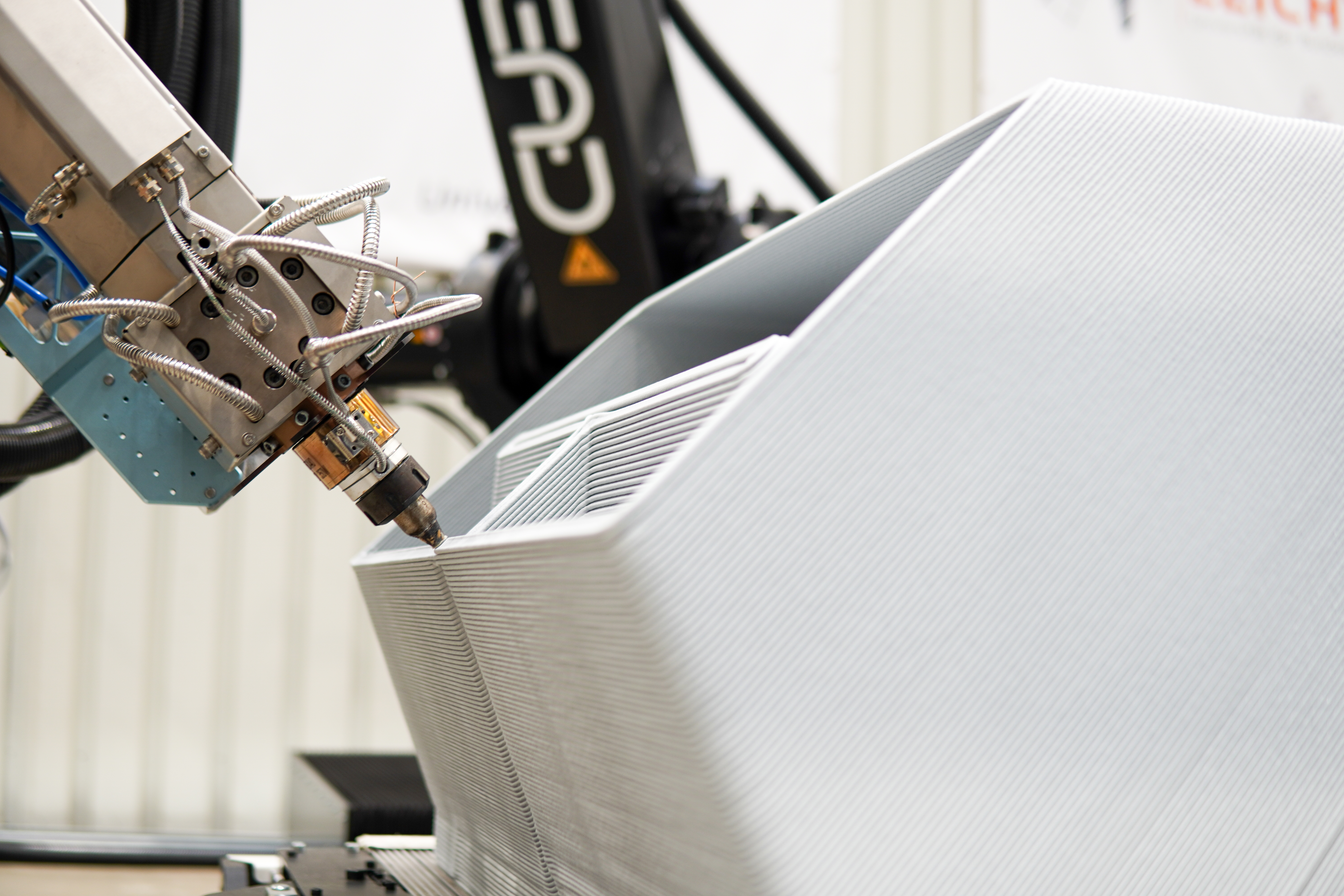 Moritz Wesseler 3D Printed Boat-08.jpg