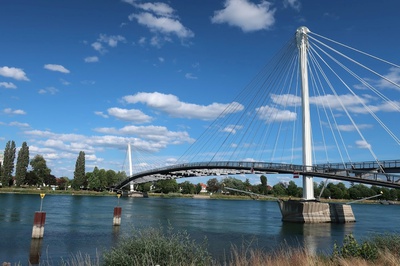 Brücke.jpg