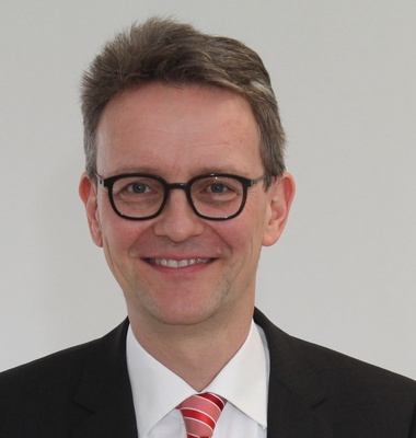 Univ.-Prof. Dr. rer. pol. Michael Eßig