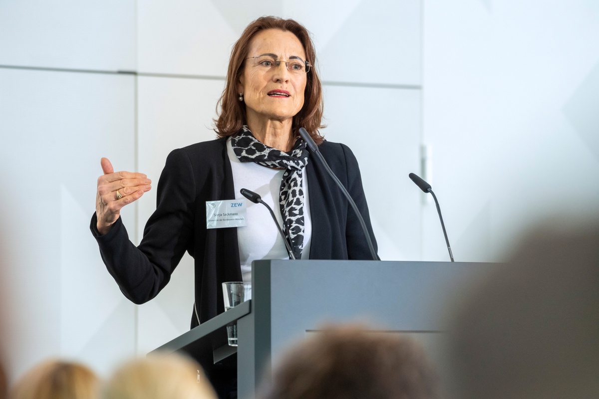 Congress in Berlin: Knowledge transfer between science and praxis