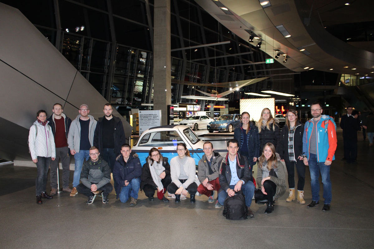 Exkursion zu DriveNow GmbH & Co. KG und Werksführung bei BMW