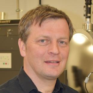 Univ.-Prof. Dr. rer. nat. Georg Düsberg