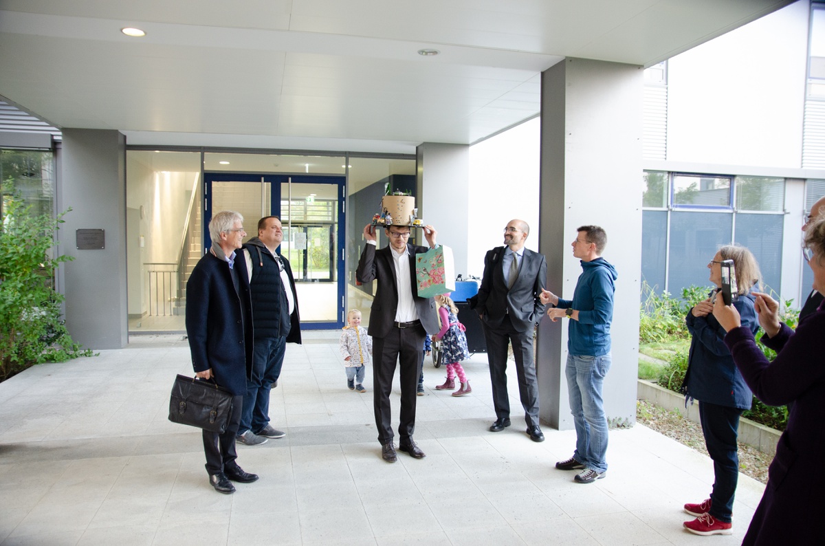 Hanno Jaspers completes his PhD as Dr.-Ing.