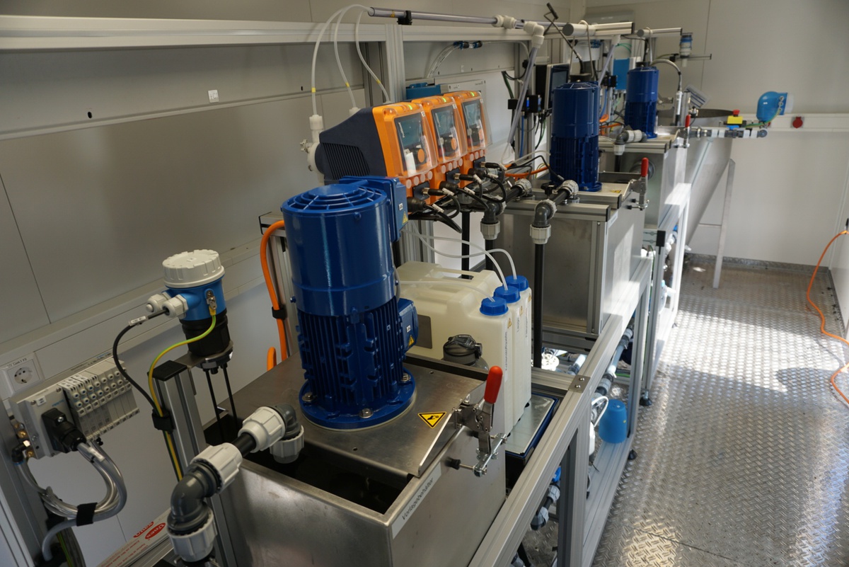 (Ab-)Wasseraufbereitung im Technikumsmaßstab - RISK.twin – Demonstratoren und Labore