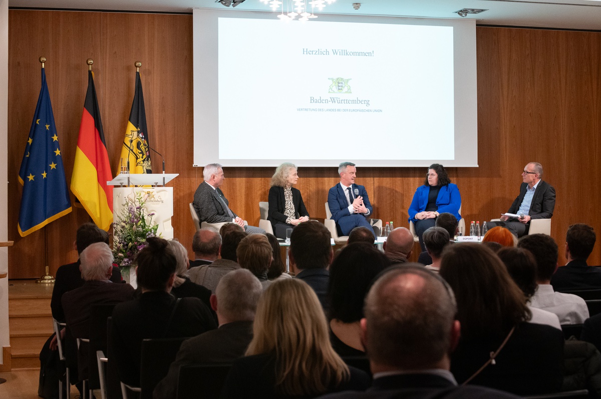 19.03.2024 - Podiumsdiskussion zu "Zukünftigen Herausforderungen des Katastrophenschutzes"