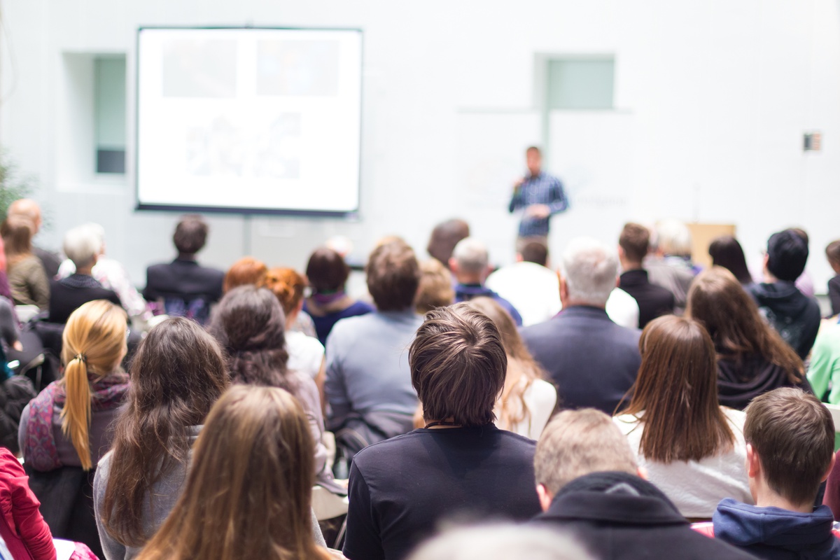 Arbeit in der Data Society – Zukunftsvisionen für Mitbestimmung und Personalmanagement